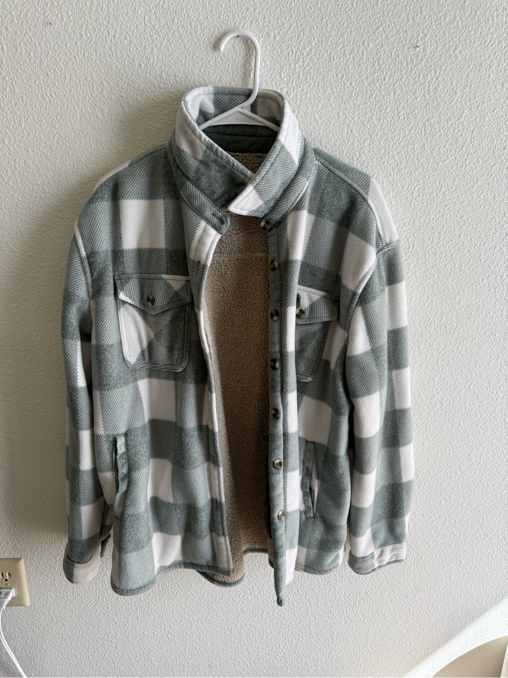 Womens Plaid Sherpa-Lined Jacket - Green & White